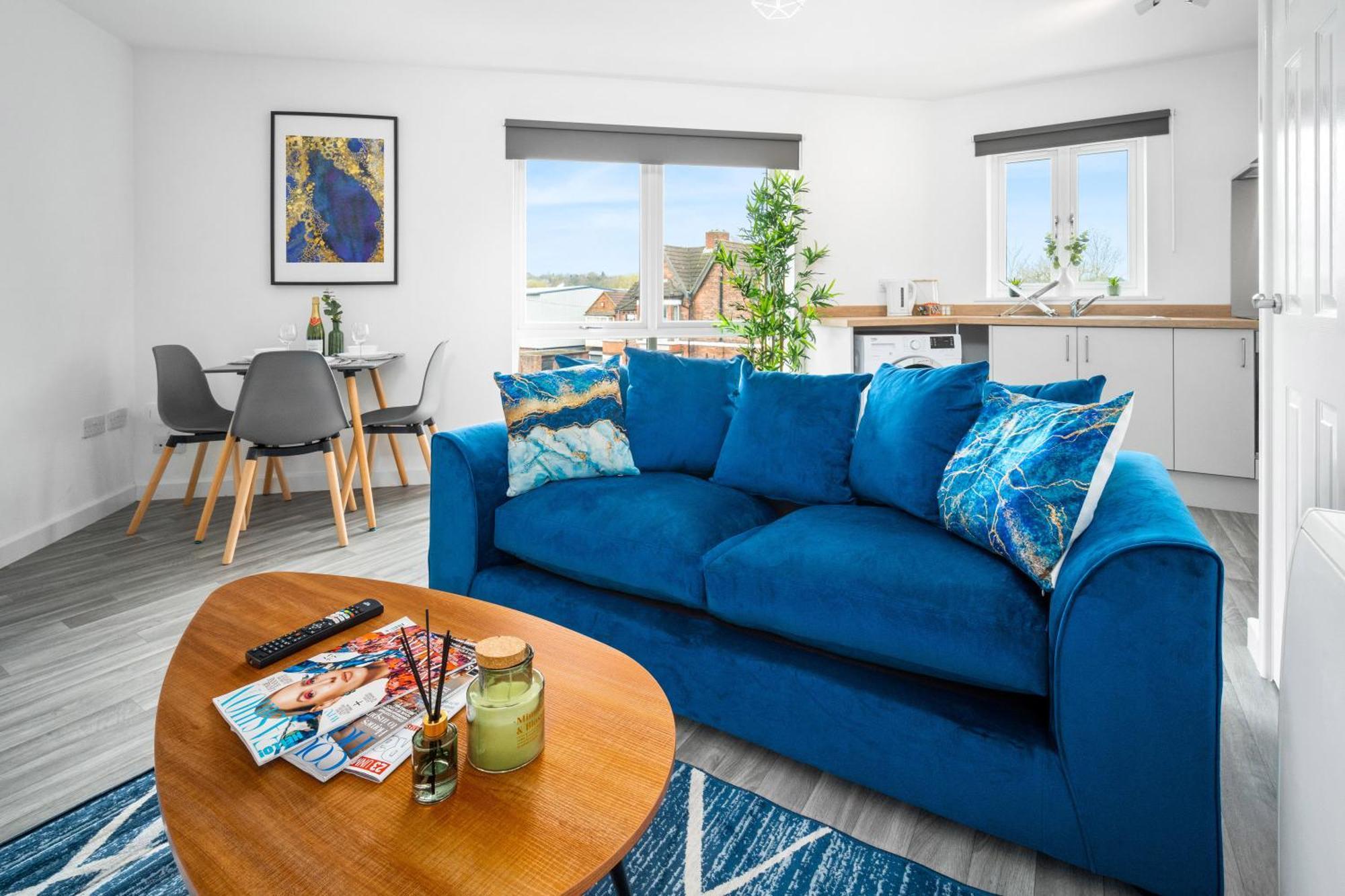 New 2 Bedroom Deluxe Apartment - Parking - Wifi & Netflix - Top Rated - 50C Cradley Heath Buitenkant foto